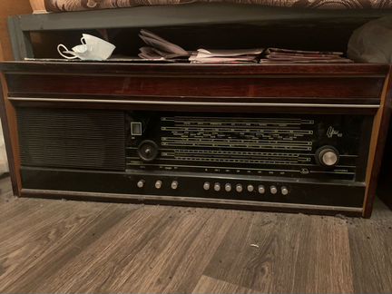 Радиола Урал 111