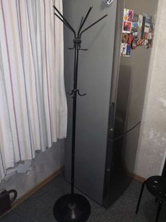 Вешалка напольная
