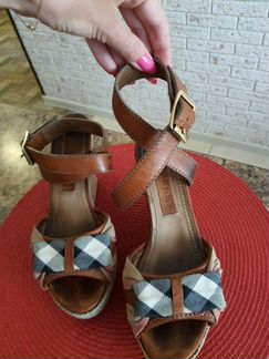 Босоножки Burberry оригинал 37 р