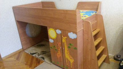 Кровать чердак с игровой зоной Сказка 2