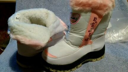 Сапожки- дутики на девочек. Новые