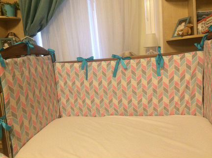 Бортики в кроватку