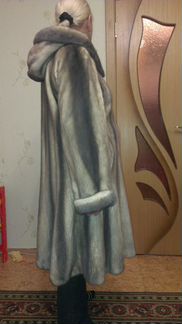 Норковая шуба с капюшоном Mengnalaisha