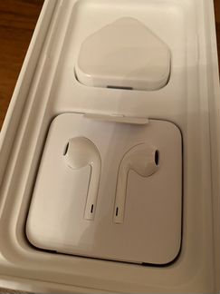 Наушники Apple EarPods (Lightning) белый оригинал