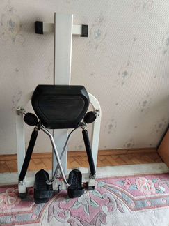 Гребной тренажер