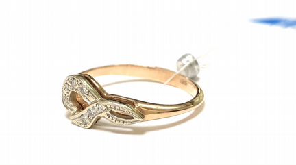 Золотое кольцо 585 пробы с бриллиантами