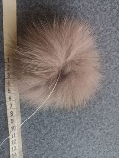 Помпон на шапку новый