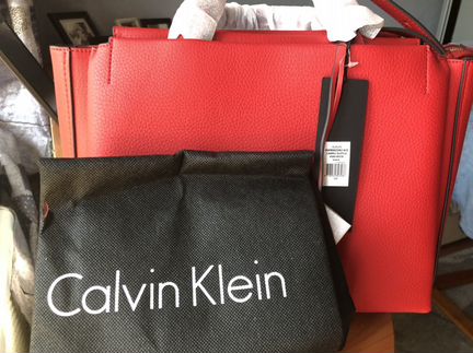 Сумка Calvin Klein carrier