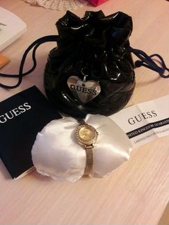 Часы Guess
