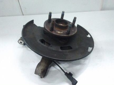 Кулак поворотный передний правый Chevrolet Cruze