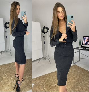 Стильный вельветовый костюм