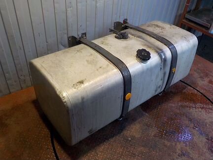 Бак топливный Мерседес Актрос мп 3 9314700401