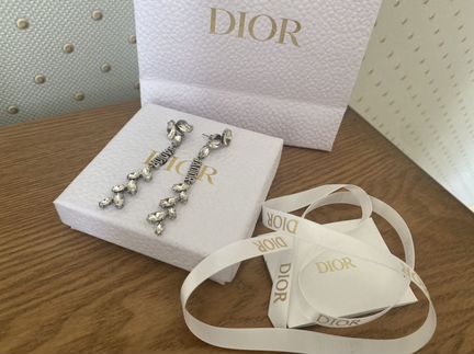 Серьги Dior оригинал в прекрасном состоянии компле