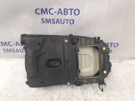 Корпус воздушного фильтра Mercedes E-Klasse W212