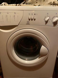 Стиральная машина indesit