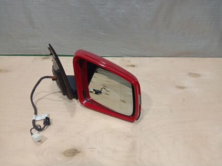 Правое зеркало на Mercedes-Benz W204 C204