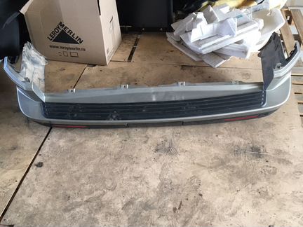 Бампер задний в сборе Land Rover Discoveri 4