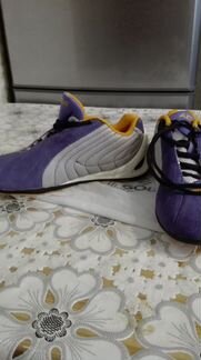 Кроссовки женские