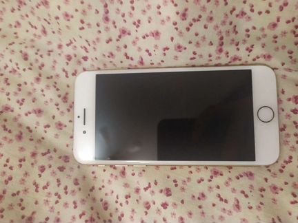 Телефон iPhone 8 64 gb