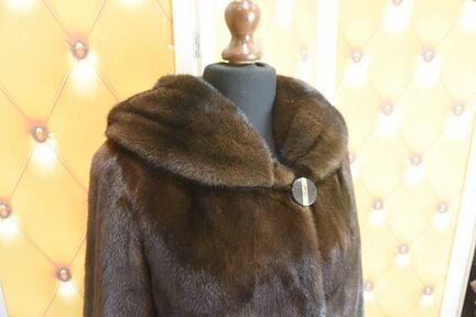 Шуба норковая 46-48 Орех Отличное состояние