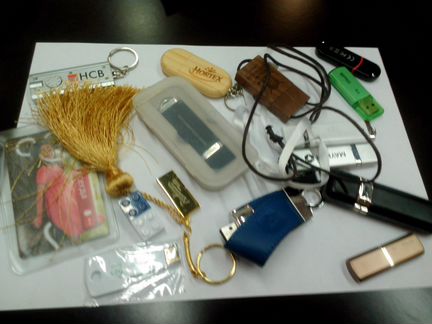 Много-много флэшек