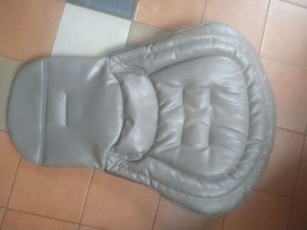 Стульчик для кормления Chicco Polly Magic