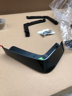 Комплект передних брызговиков Траверс / Traverse