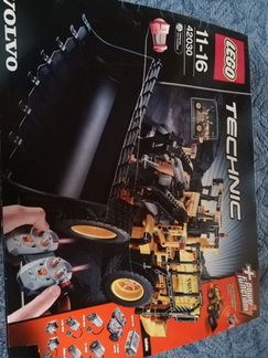 Lego Technic 42030 volvo L350F