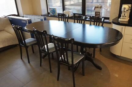 Стол кухонный