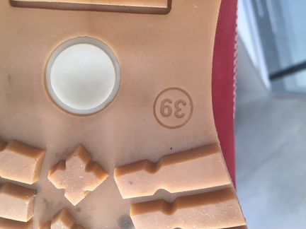 Женские ботинки