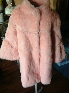 Шуба полушубок новая персиковая розовая