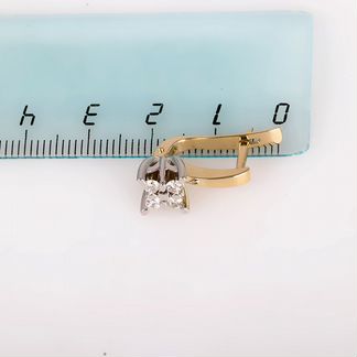 Серьги из золота с бриллиантами
