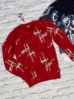 Два свитера