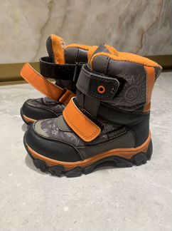 Продаю ботинки kapika демисезон р.25