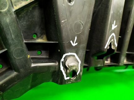 Пыльник бампера (двигателя) Toyota Rav4 CA40