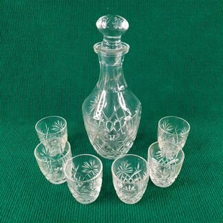 Графин и 6 рюмок хрусталь