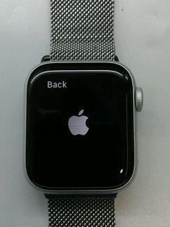 Apple watch 4 (40mm) две штуки