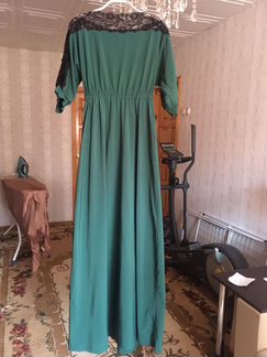 Платья вечерние