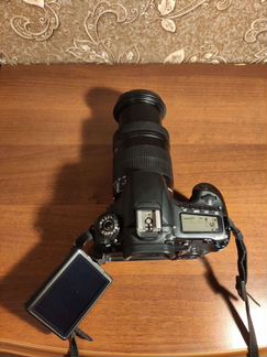 Зеркальный фотоаппарат canon 60d