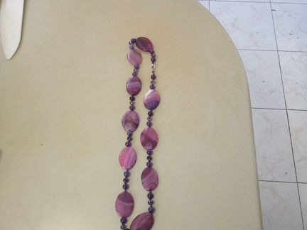 Бусы из натурального камня