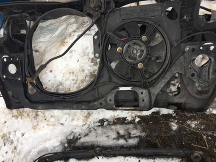 Траверса передней панели V6 8D0805851 Audi A4 b5