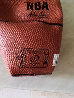 Баскетбольный мяч