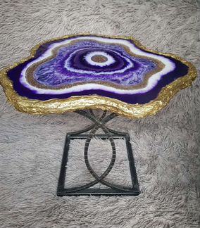 Журнальный столик