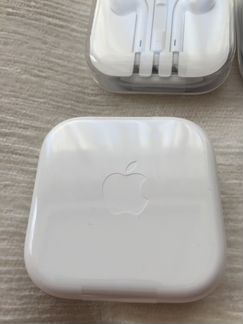 Наушники Apple EarPods