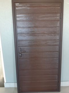 Дверь гаражная DoorHan