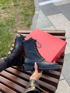 Женские ботинки Valentino