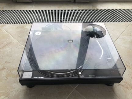 Technics SL-1200 mk3