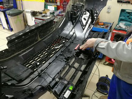 Защитная сетка радиатора автомобиля