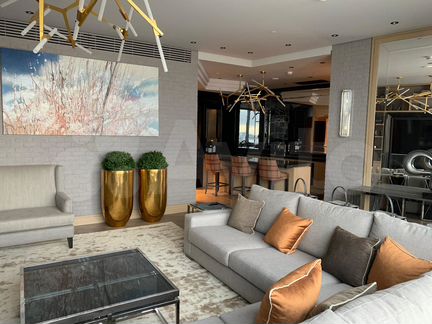 3-к квартира, 150 м², 71/92 эт.
