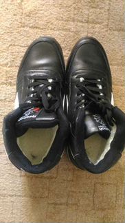 Зимние кроссовки Reebok